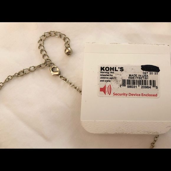 NWOT Faux jewel necklace and earring set, gold tone - Picture 7 of 10